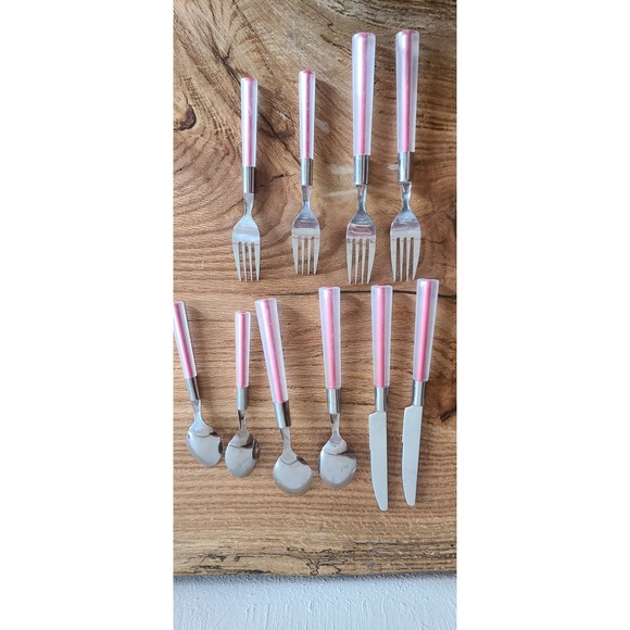 oneida red silverwear - Picture 4 of 7